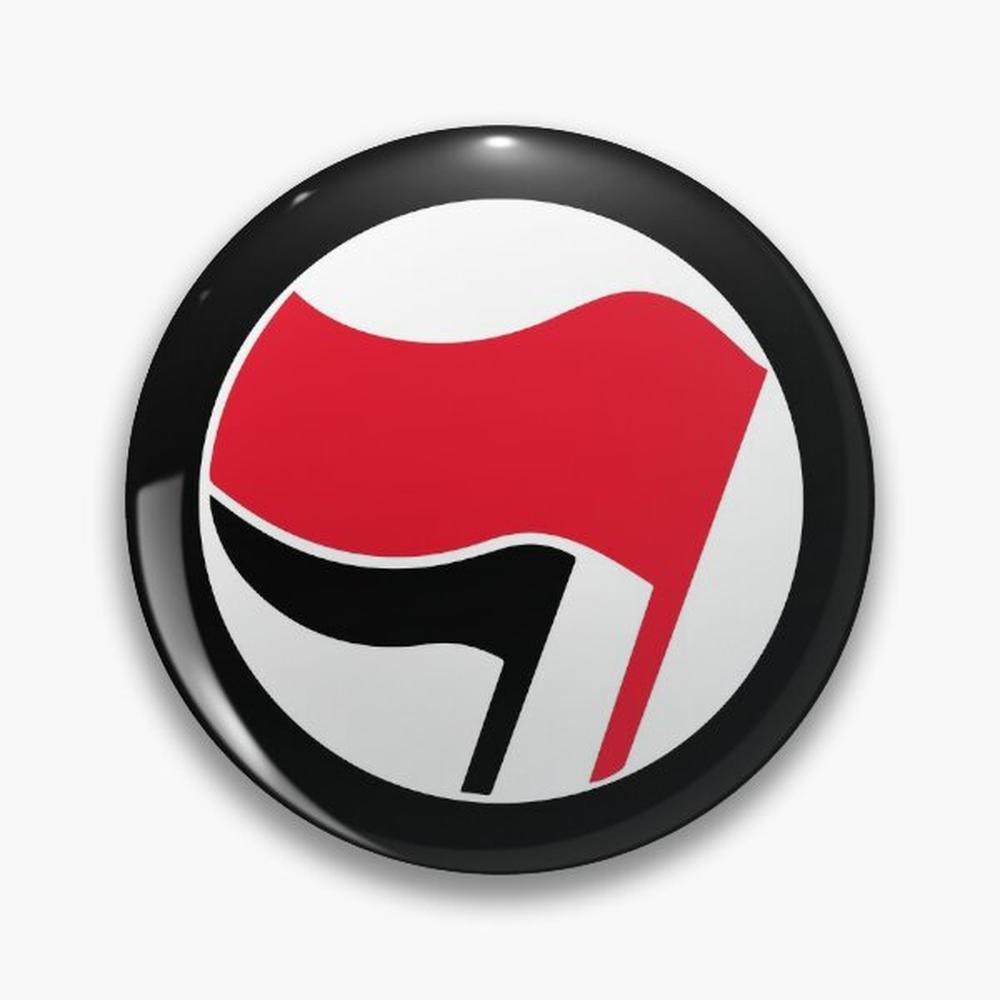 Proud Antifa Pin Buttons Brooc - Ethnic Modern Fashion 评论和价格